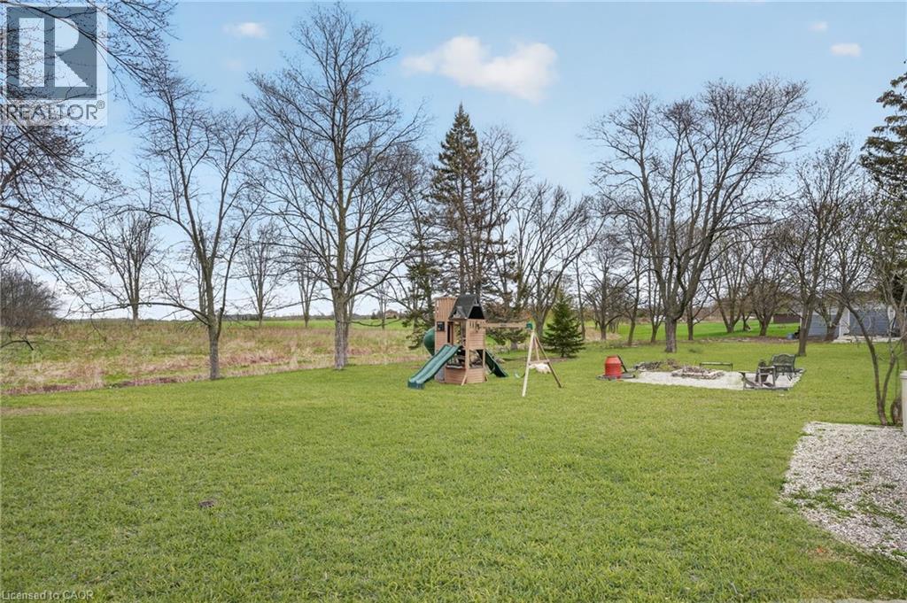 395 Mud Street E, Stoney Creek, Ontario  L8J 3B5 - Photo 3 - 40822507