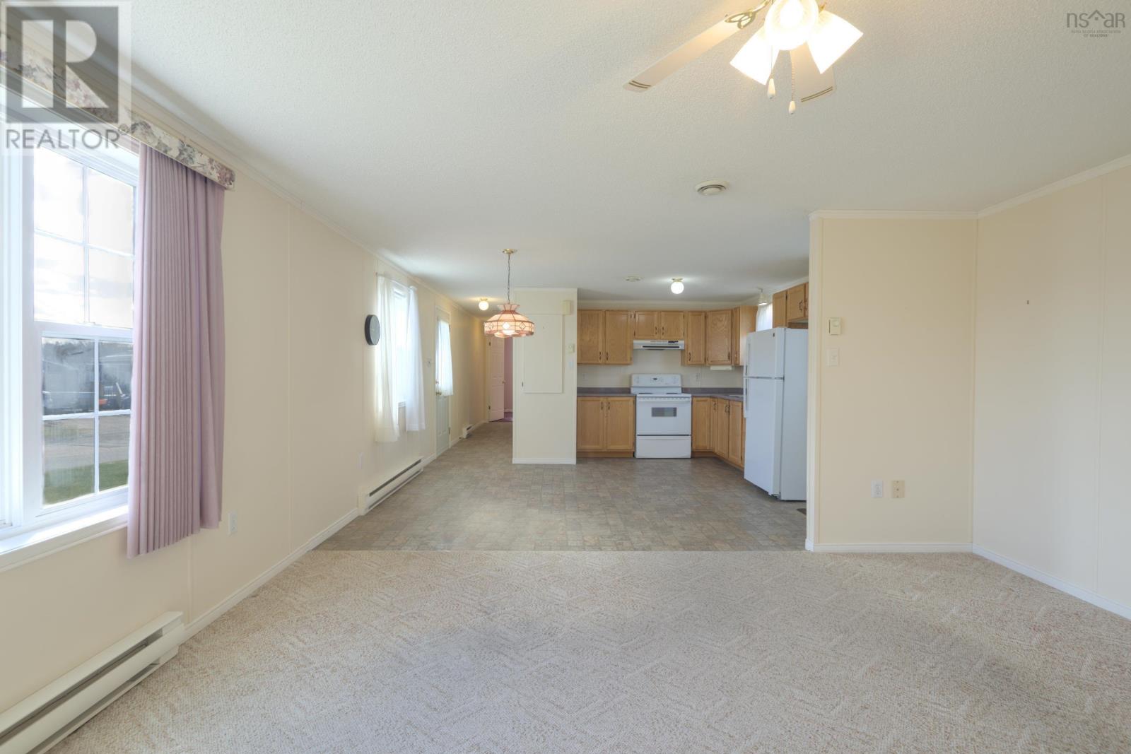 10 Lorne Crescent, Amherst, Nova Scotia  B4H 4B6 - Photo 7 - 202608501