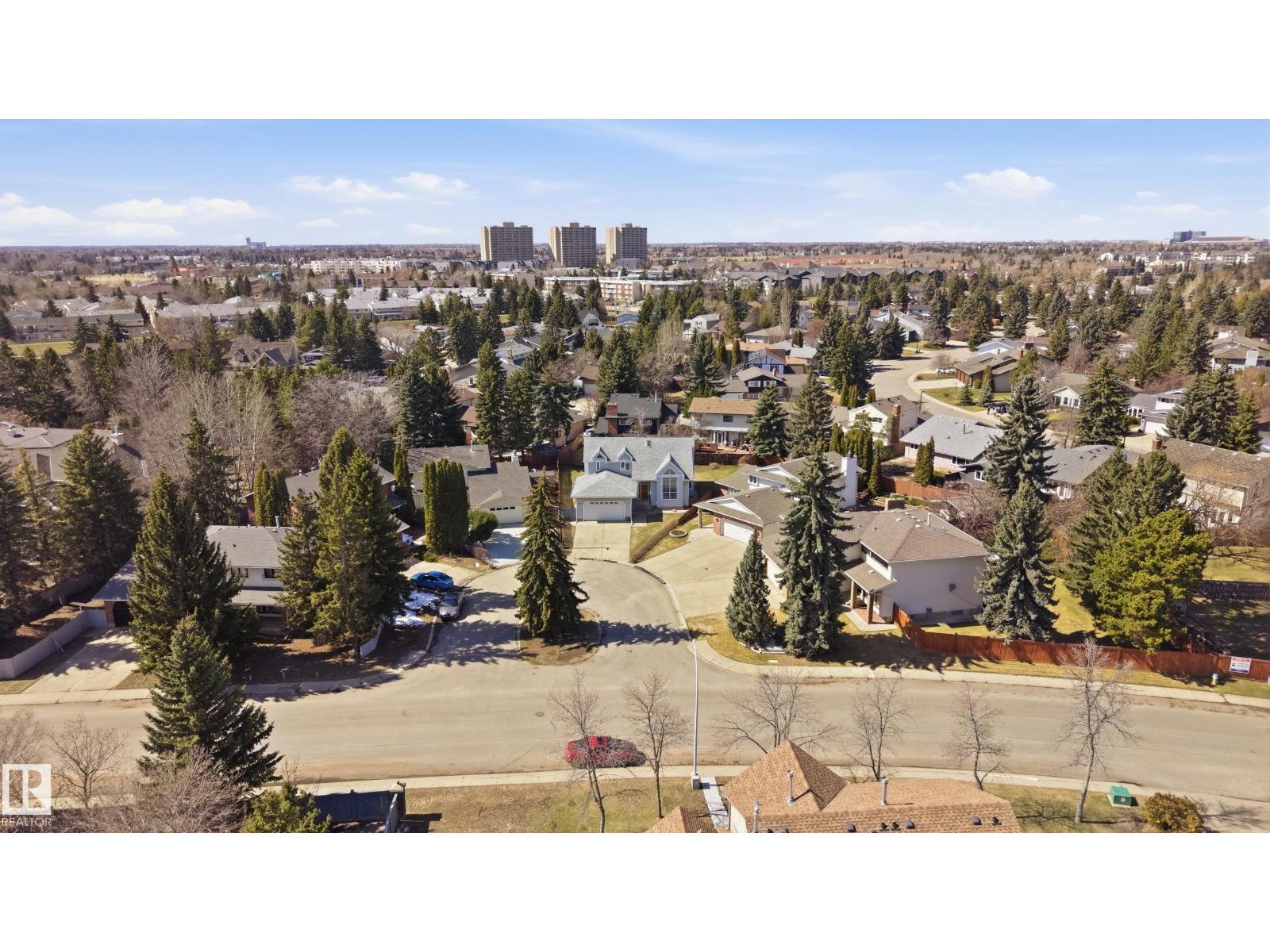 394 Walker Rd Nw, Edmonton, Alberta  T5T 2X2 - Photo 2 - E4484785