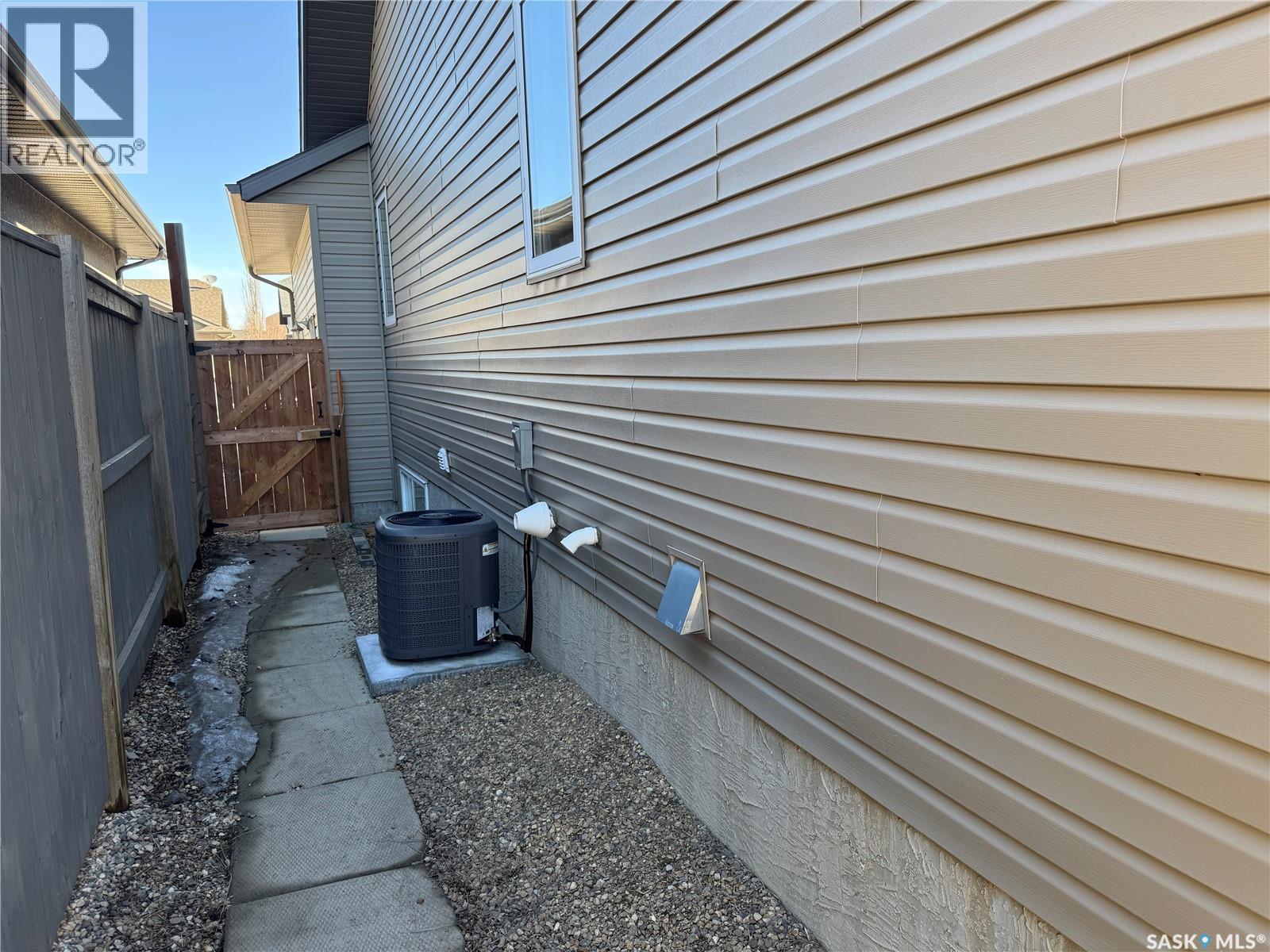 1118 Paton Lane, Saskatoon, Saskatchewan  S7W 0C1 - Photo 48 - SK034317