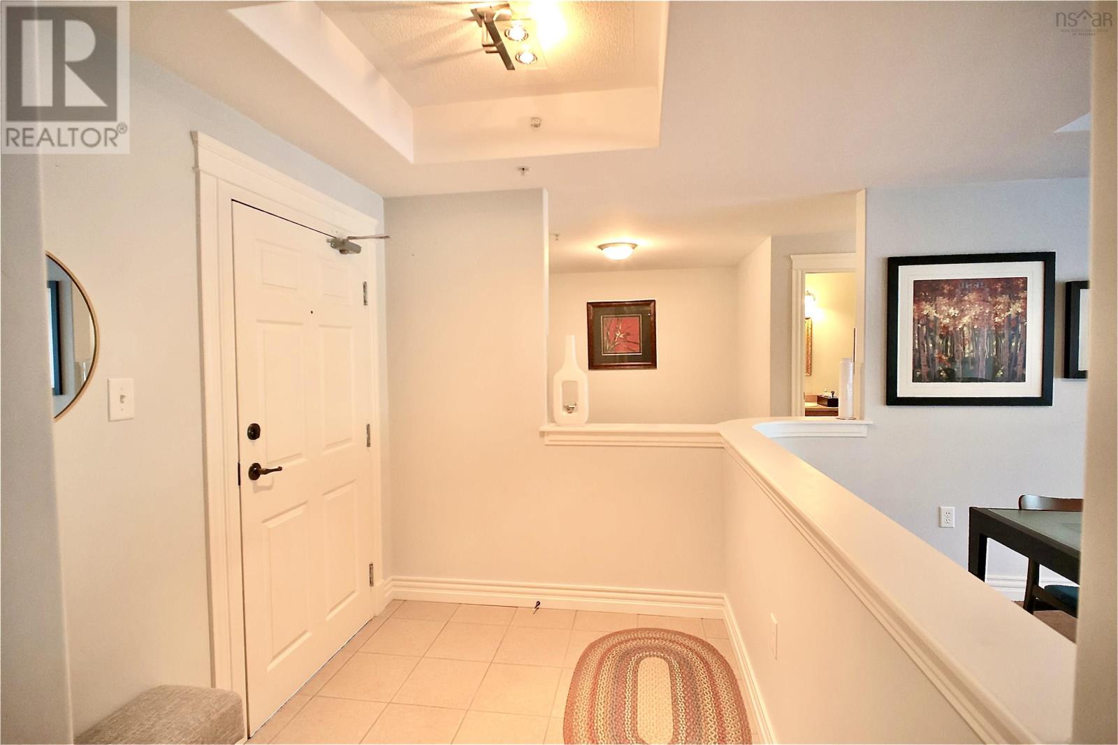 302 476 Main Street, Mahone Bay, Nova Scotia  B0J 2E0 - Photo 2 - 202600356
