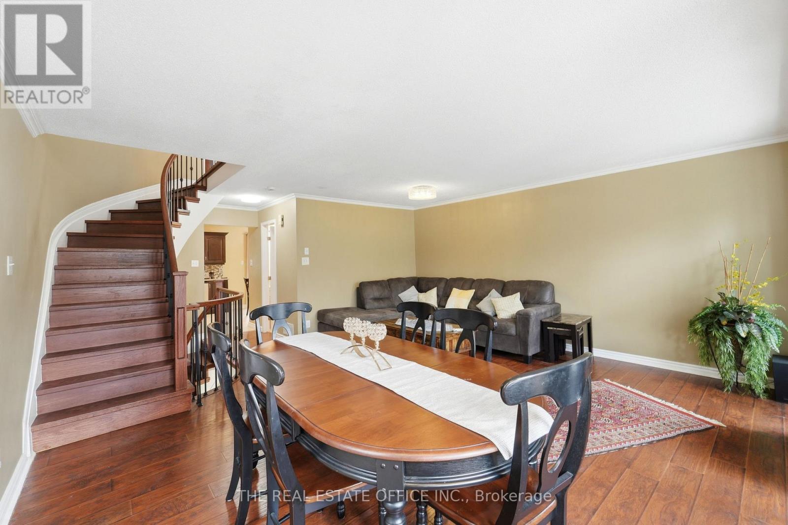 106 Corsica Private, Ottawa, Ontario  K1G 5Y1 - Photo 8 - X13061246