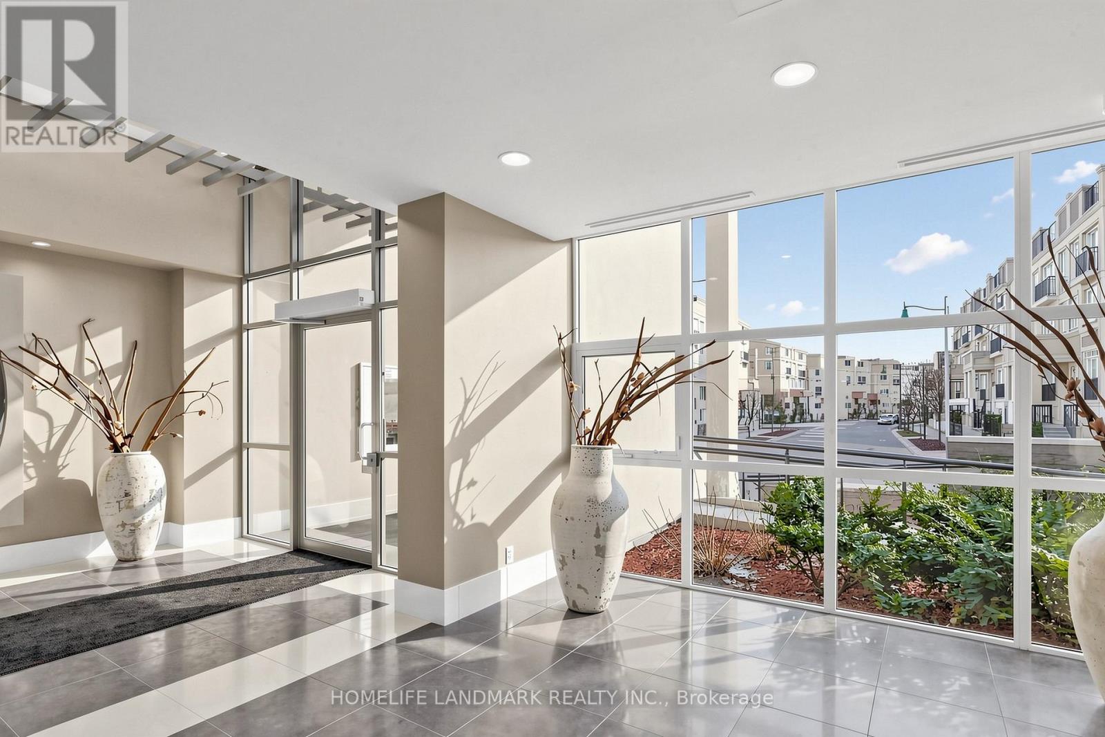 314b - 21 Upper Duke Crescent, Markham, Ontario  L6G 0B7 - Photo 6 - N12862900