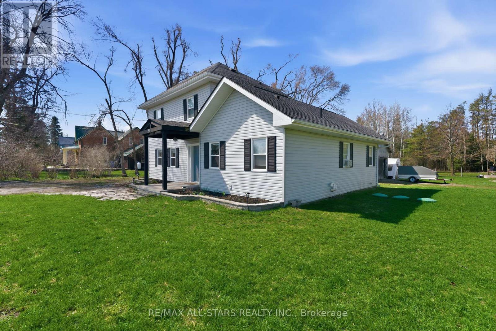 88 VICTORIA ROAD, Georgina, Ontario