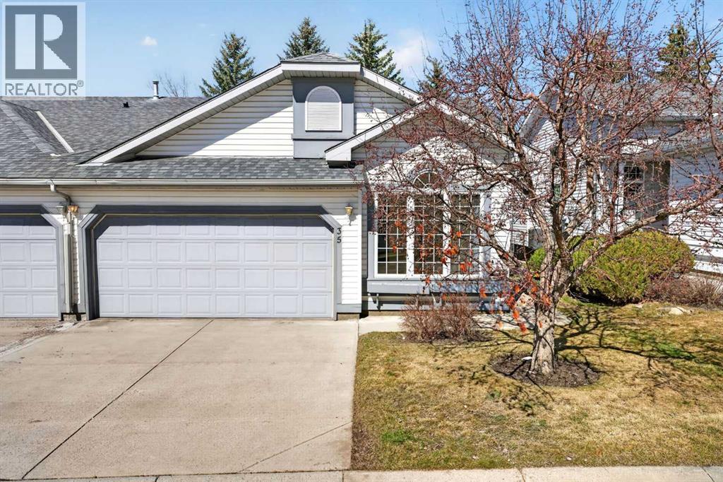 35 Douglasview Park Se, Calgary, Alberta  T2Z 2R9 - Photo 2 - A2306385