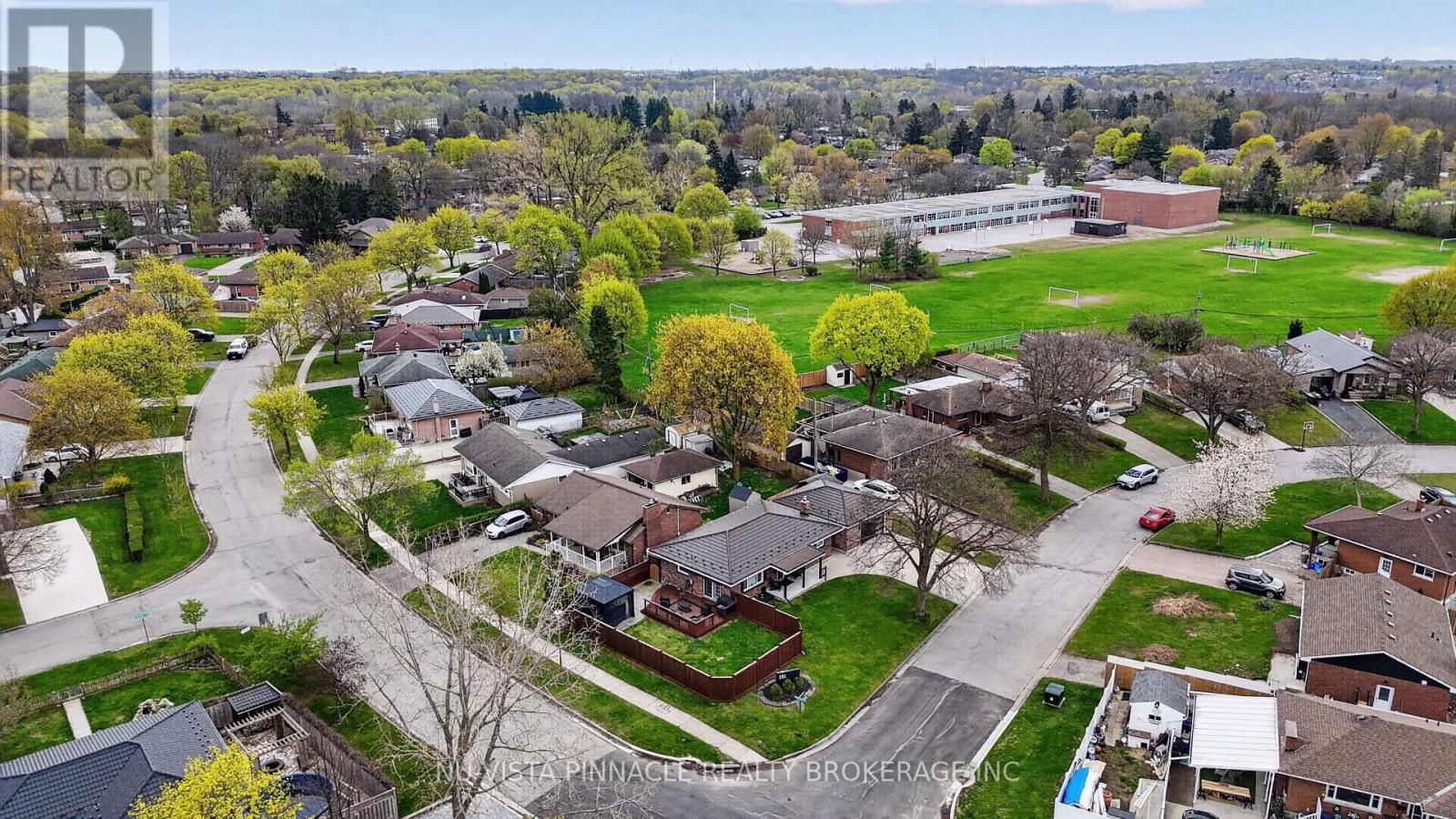 281 Tweedsmuir Avenue, London East, Ontario  N5W 1L5 - Photo 47 - X13061330
