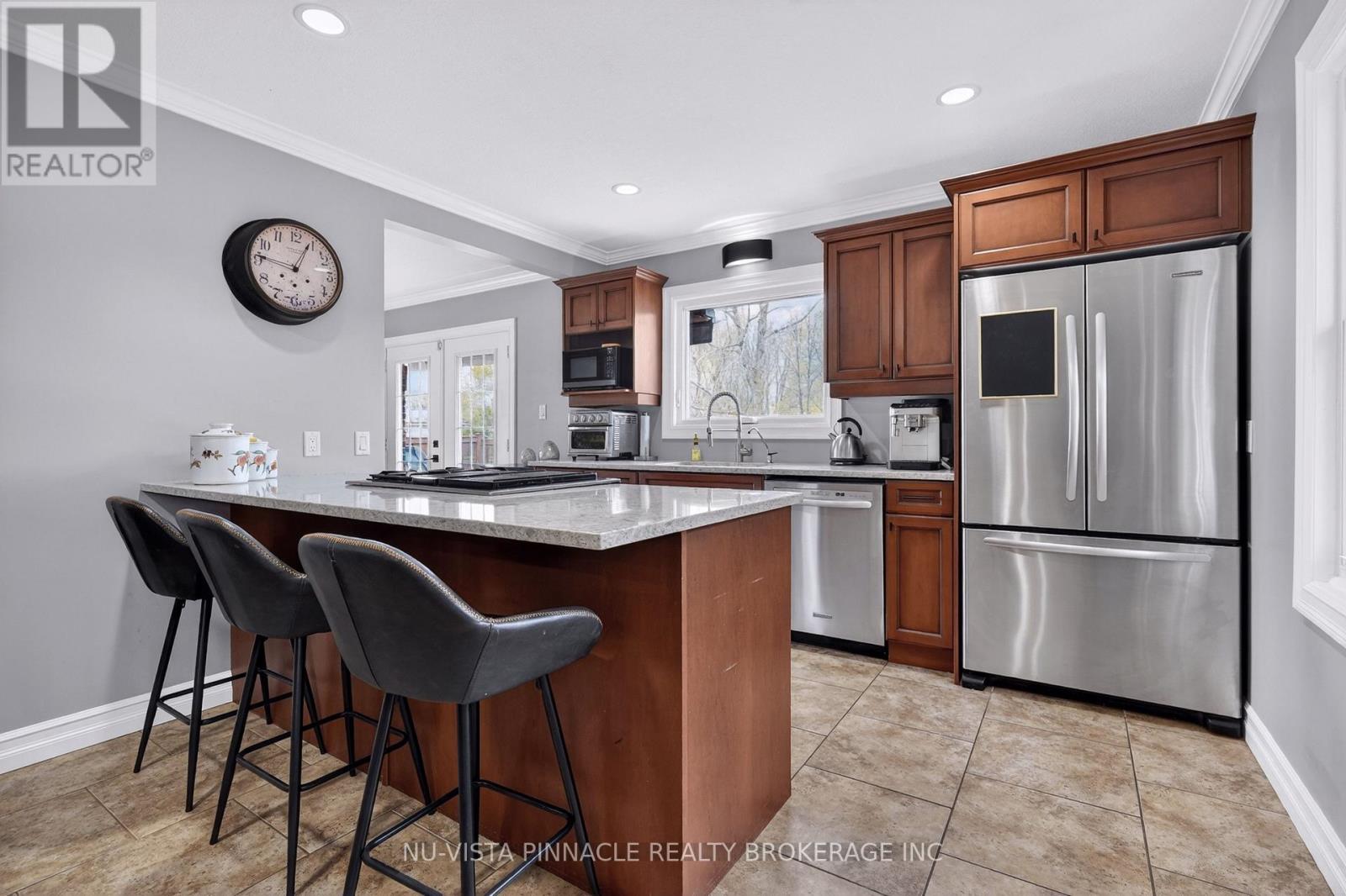 281 Tweedsmuir Avenue, London East, Ontario  N5W 1L5 - Photo 9 - X13061330