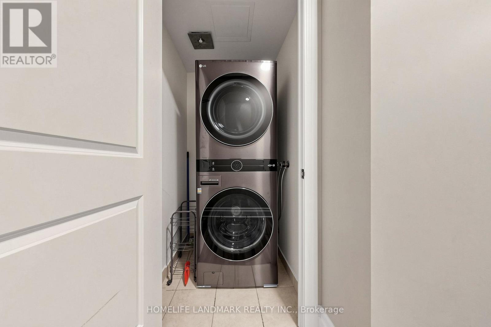 314b - 21 Upper Duke Crescent, Markham, Ontario  L6G 0B7 - Photo 12 - N12862900