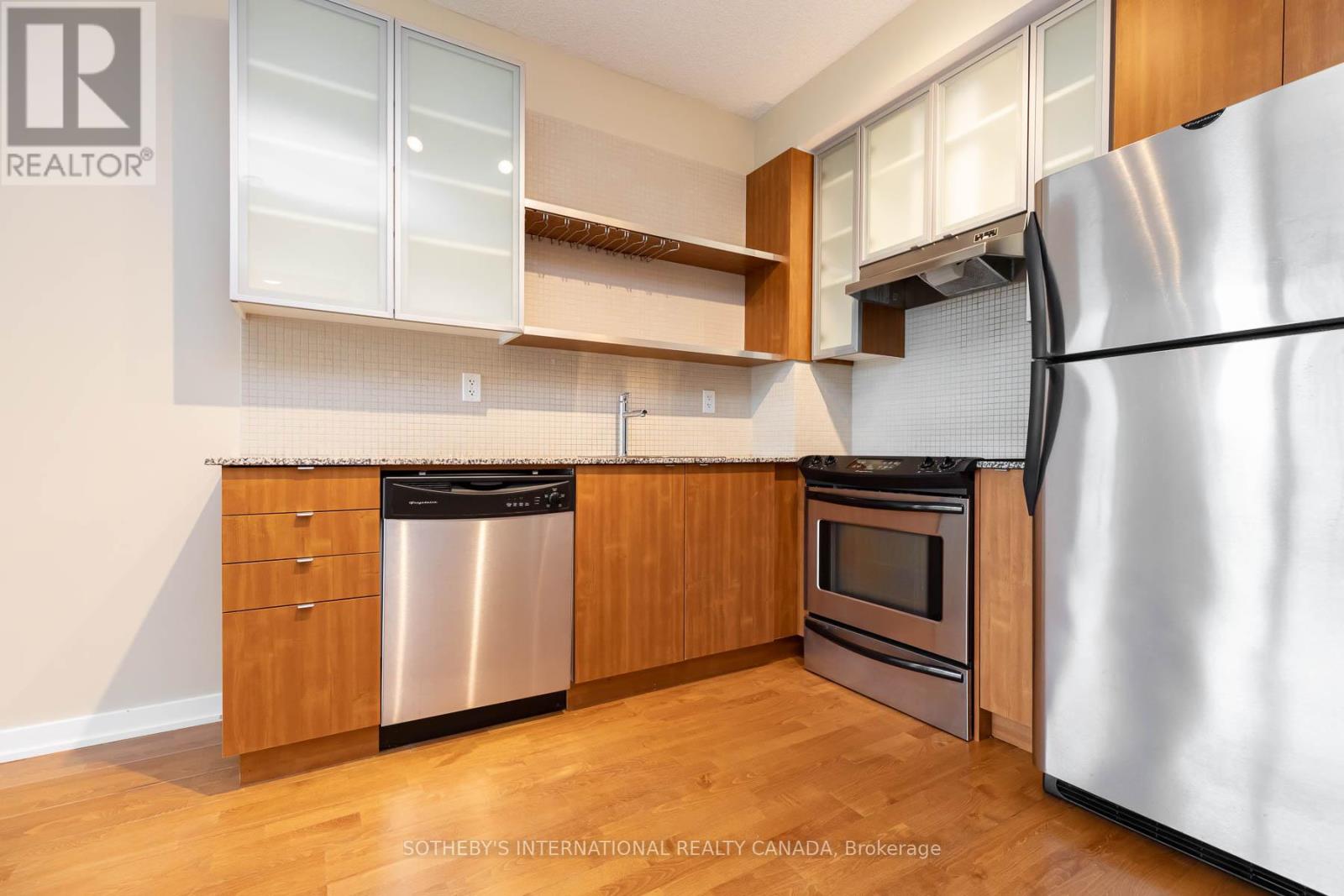 1004 - 33 Lombard Street, Toronto, Ontario  M5C 3H8 - Photo 9 - C13061282