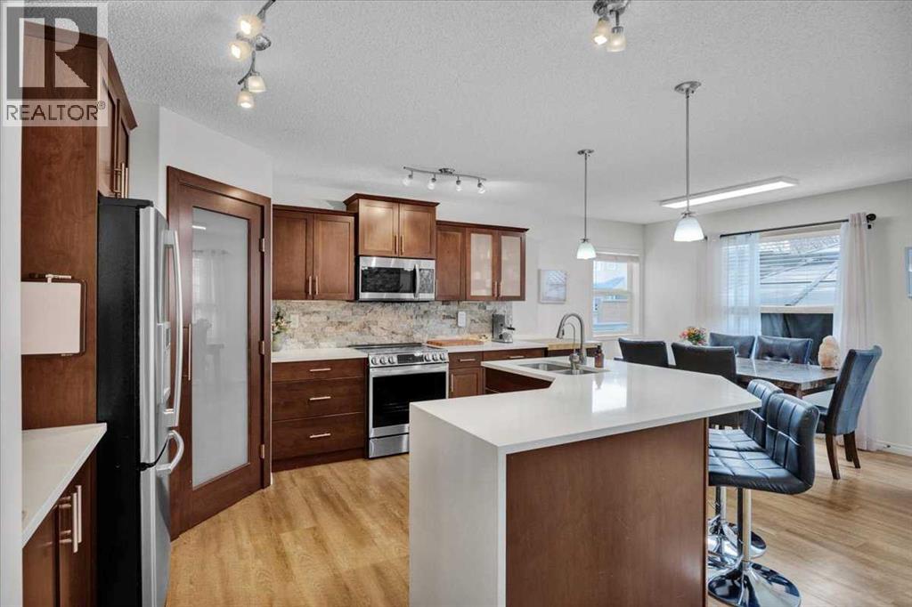 1009 Channelside Way Sw, Airdrie, Alberta  T4B 3H9 - Photo 12 - A2303627