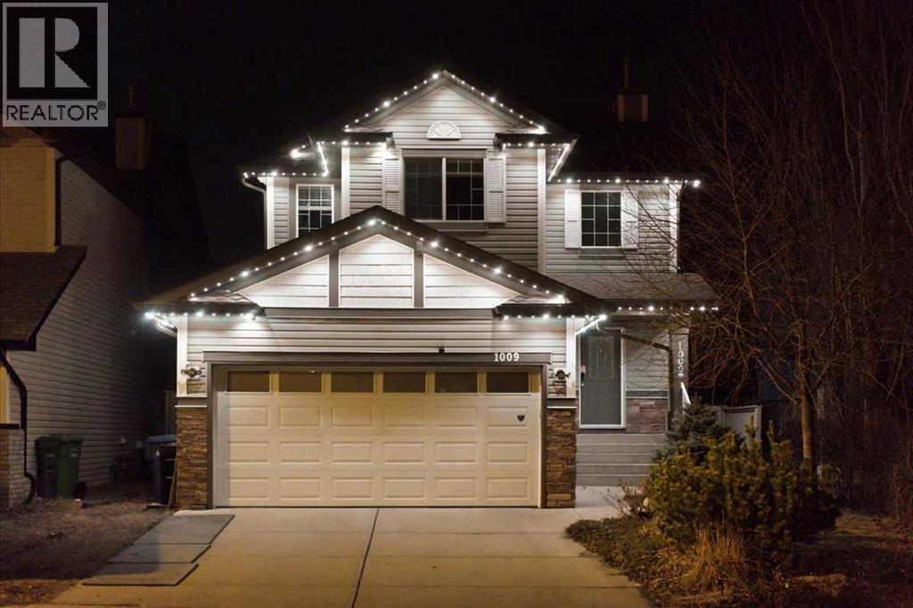 1009 Channelside Way Sw, Airdrie, Alberta  T4B 3H9 - Photo 2 - A2303627