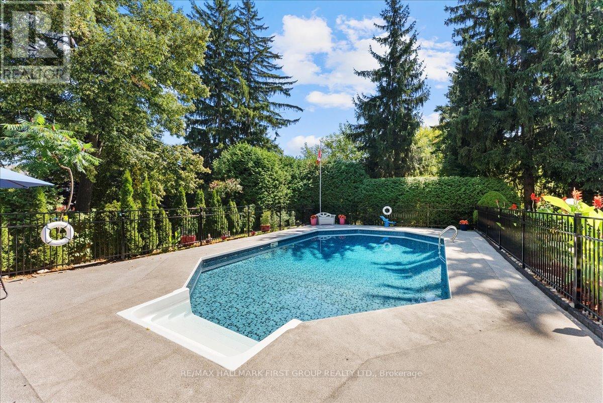1484 Rougemount Drive, Pickering, Ontario  L1V 1N1 - Photo 38 - E13047426