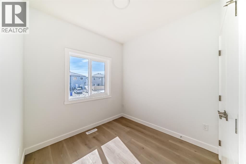 324 Cornerbrook Drive Ne, Calgary, Alberta  T3N 2J3 - Photo 16 - A2304517