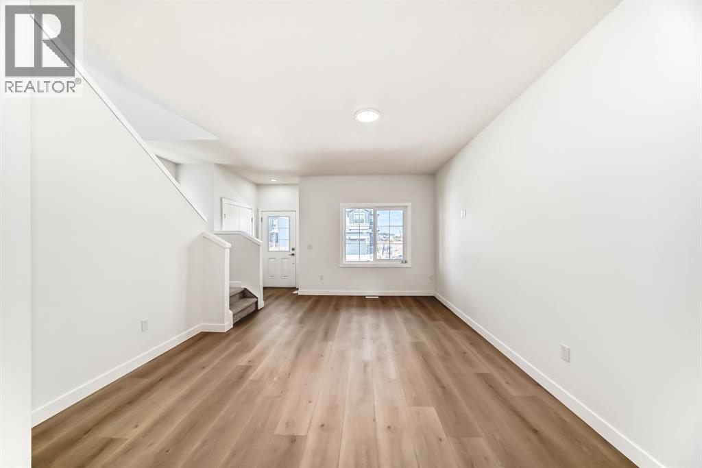 324 Cornerbrook Drive Ne, Calgary, Alberta  T3N 2J3 - Photo 12 - A2304517