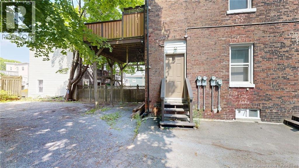 127 Leinster Street, Saint John, New Brunswick  E2L 1J4 - Photo 3 - NB137849