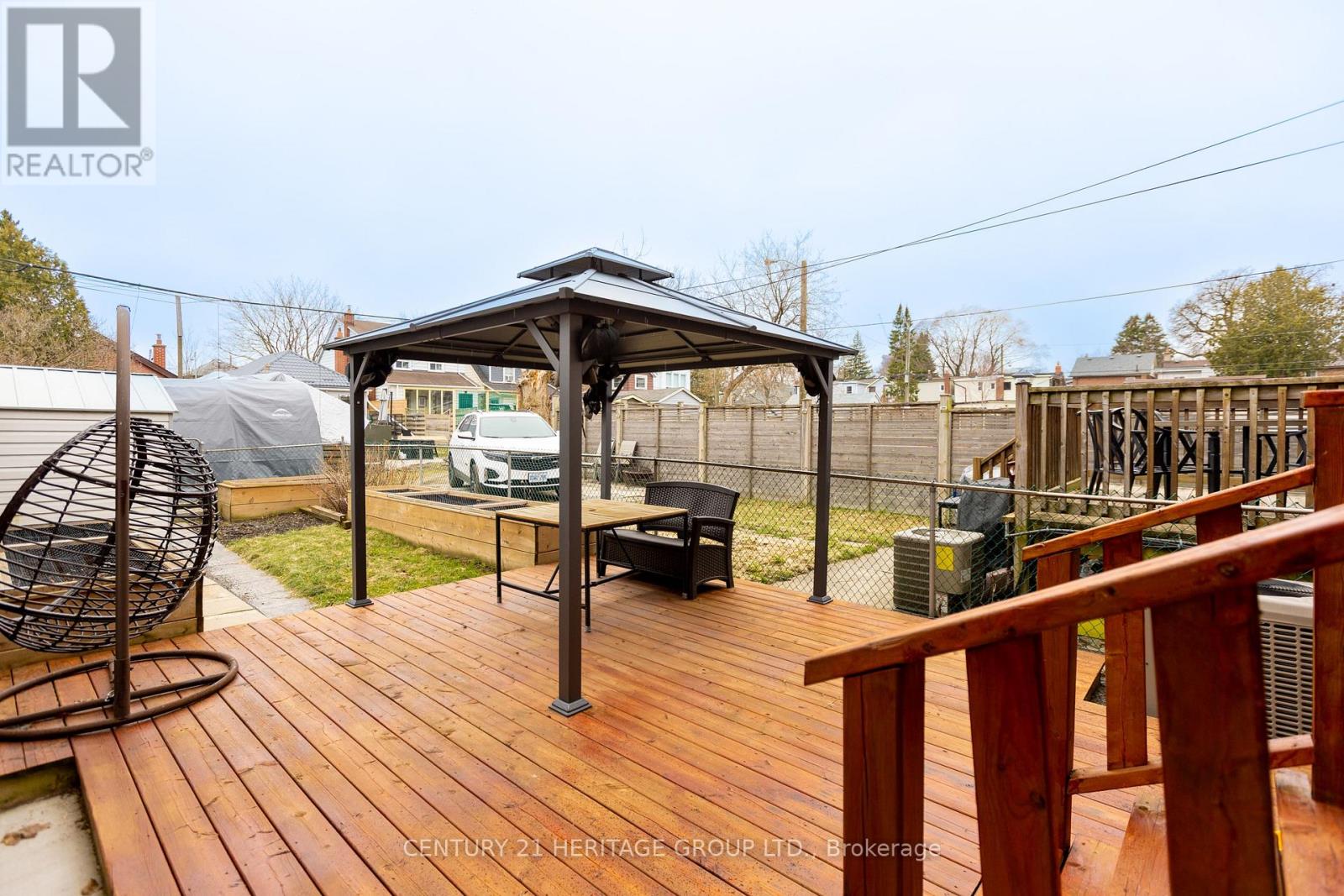 3 Denton Avenue, Toronto, Ontario  M4C 1T7 - Photo 39 - E12954308
