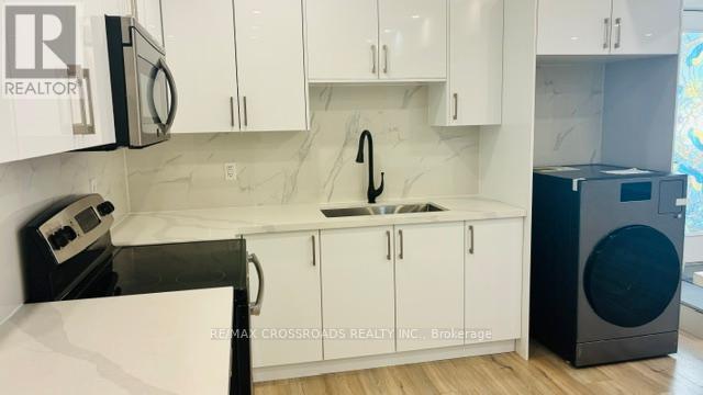 125 Watson Street E, Whitby, Ontario  L1N 1A5 - Photo 9 - E13057206