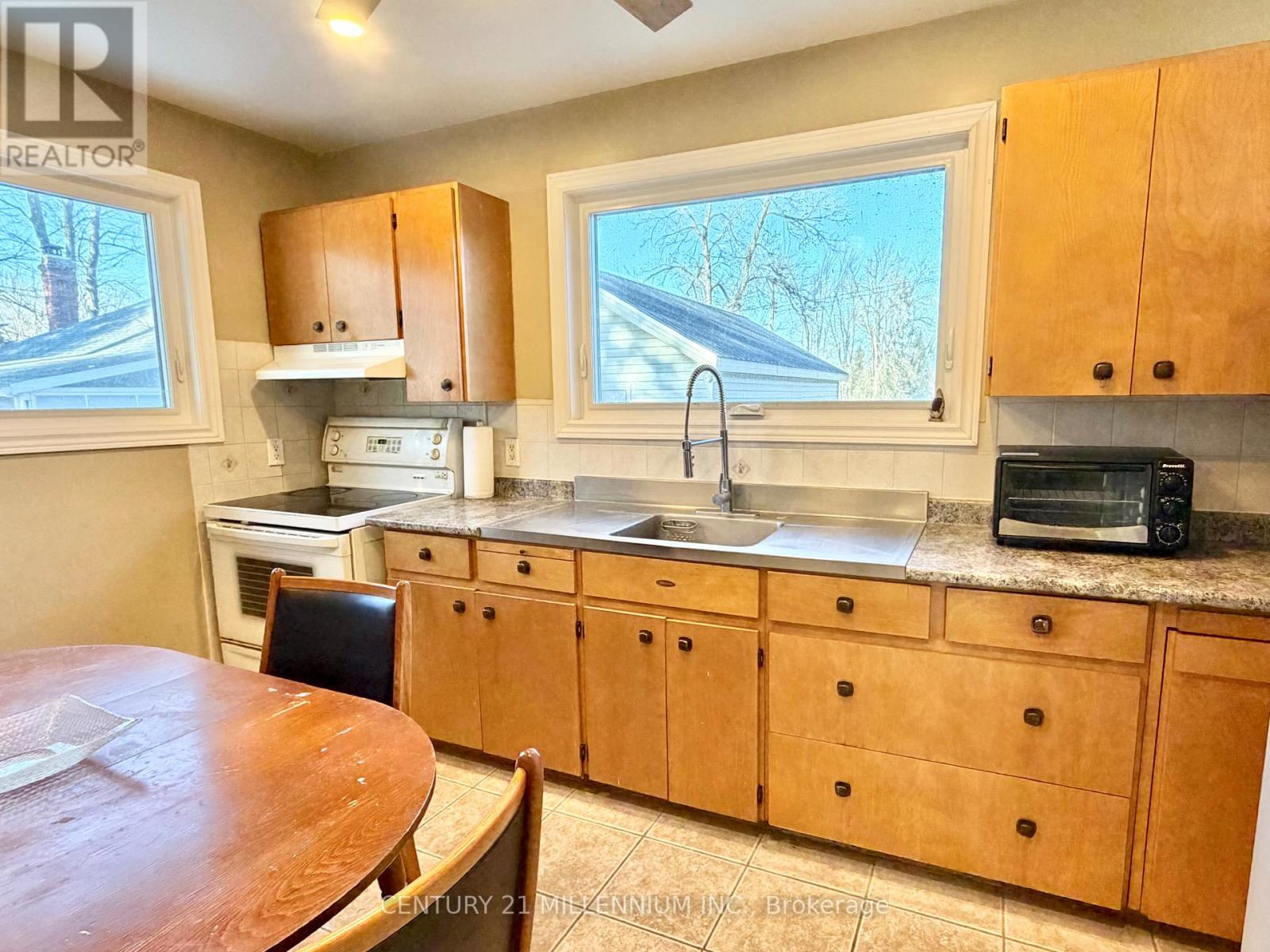 5996 Mariposa Beach Road, Ramara, Ontario  L0K 1T0 - Photo 16 - S13037410