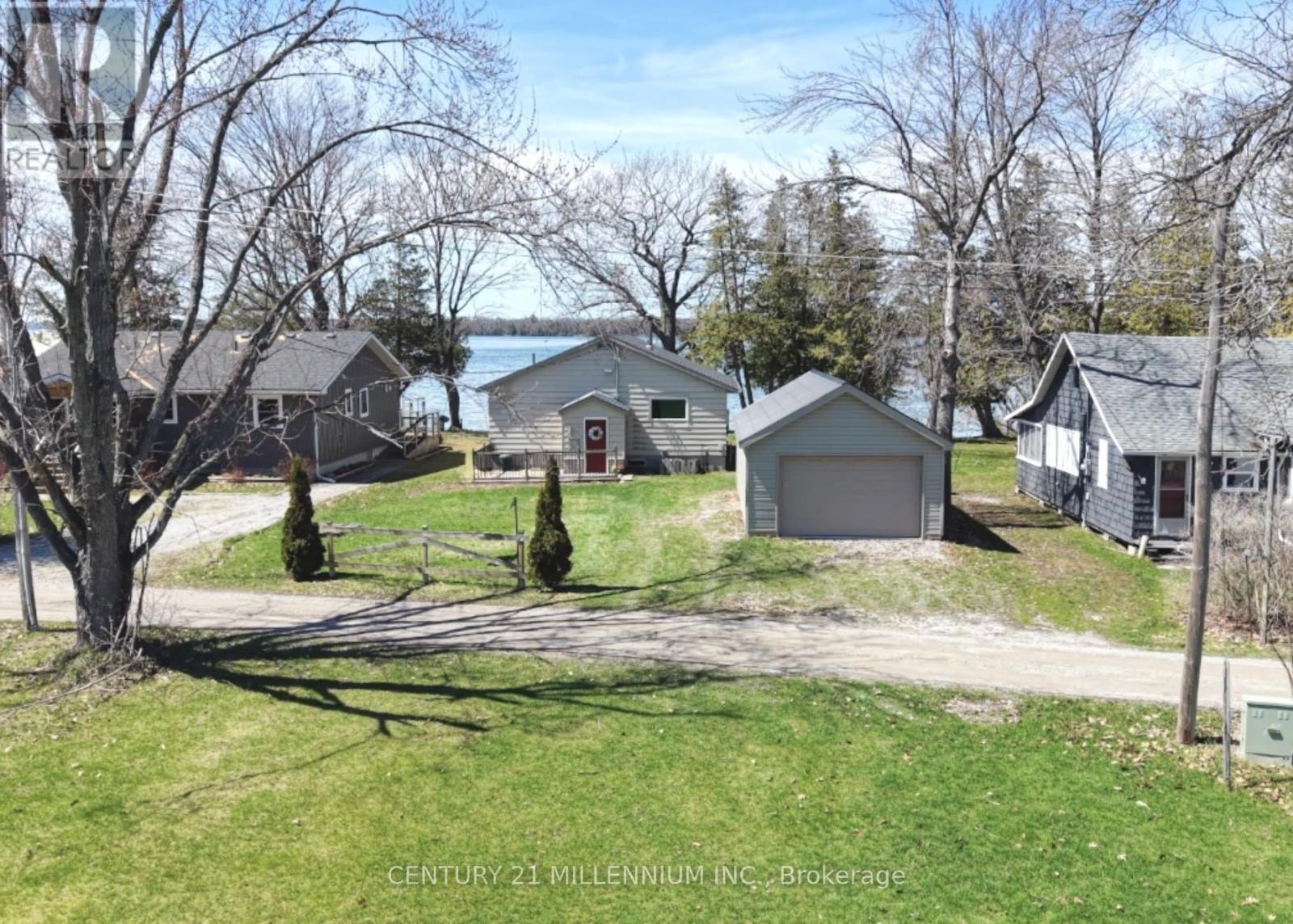 5996 Mariposa Beach Road, Ramara, Ontario  L0K 1T0 - Photo 4 - S13037410