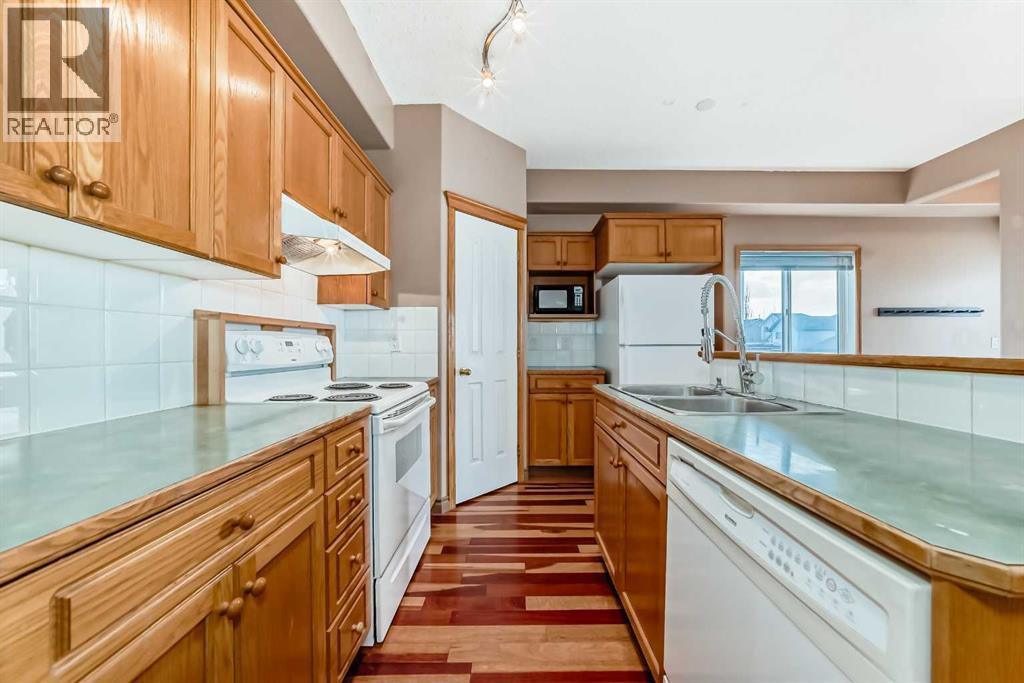 89 Hidden Ranch Hill Nw, Calgary, Alberta  T3A 5X7 - Photo 10 - A2305848