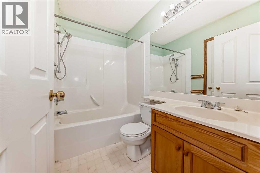 89 Hidden Ranch Hill Nw, Calgary, Alberta  T3A 5X7 - Photo 20 - A2305848