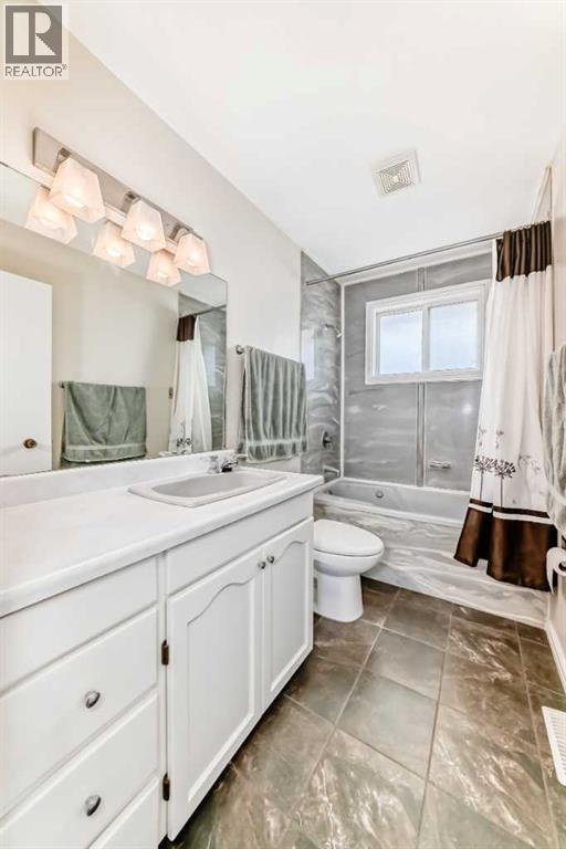 148 Huntridge Road NE, Calgary, Alberta  T2k 4B5 - Photo 30 - A2294727