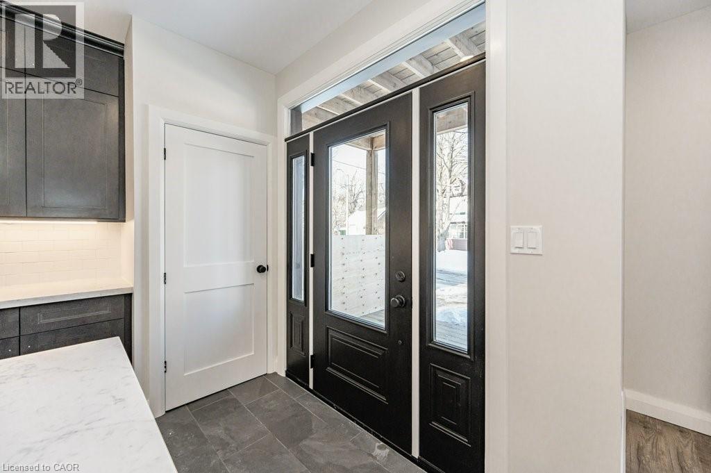 153 Wentworth Avenue Unit# A, Kitchener, Ontario  N2M 3S3 - Photo 2 - 40825648