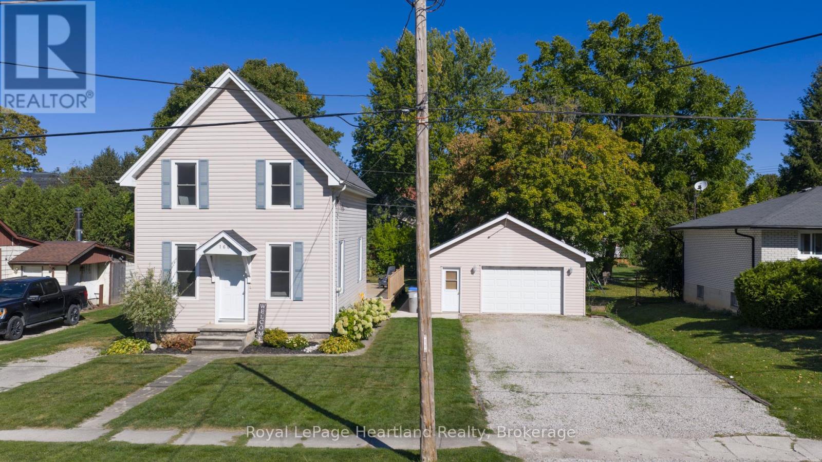 160 Richmond Street, Bluewater (Hensall), Ontario  N0M 1X0 - Photo 2 - X13061374