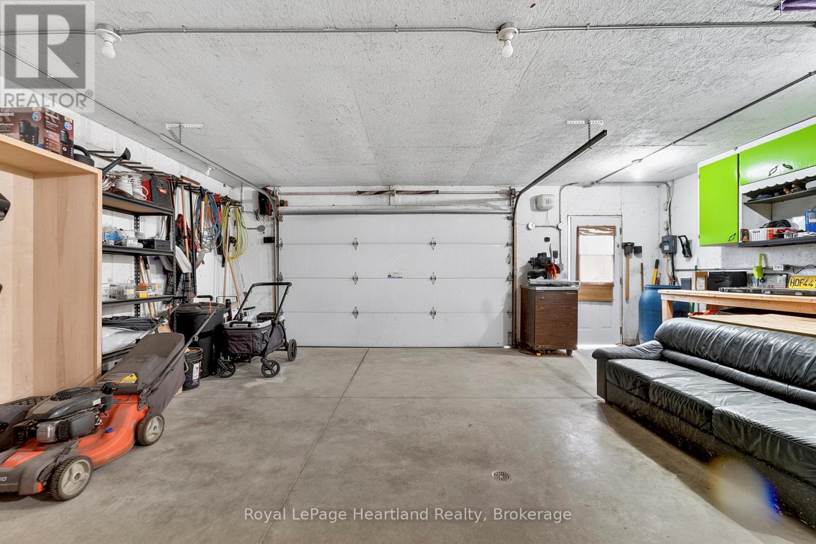 160 Richmond Street, Bluewater (Hensall), Ontario  N0M 1X0 - Photo 32 - X13061374