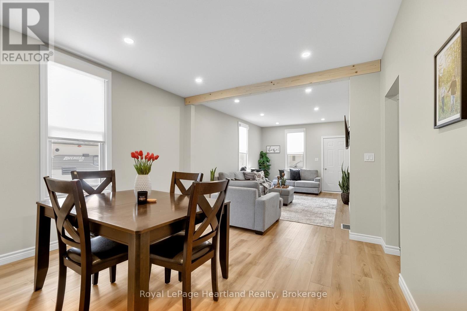 160 Richmond Street, Bluewater (Hensall), Ontario  N0M 1X0 - Photo 7 - X13061374