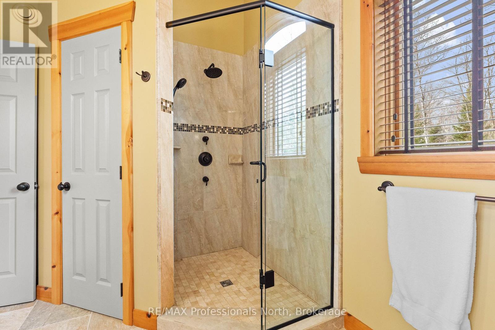 2625 Northshore Road, North Bay (Birchaven), Ontario  P1B 8G4 - Photo 14 - X13061490