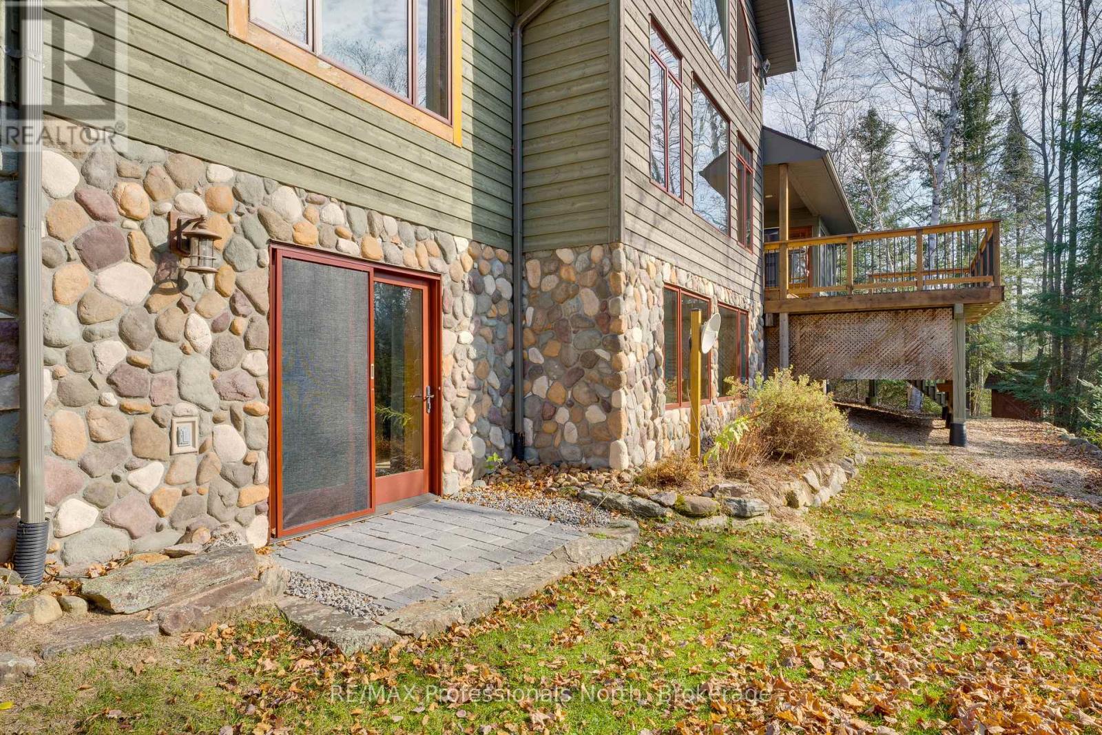 2625 Northshore Road, North Bay (Birchaven), Ontario  P1B 8G4 - Photo 39 - X13061490