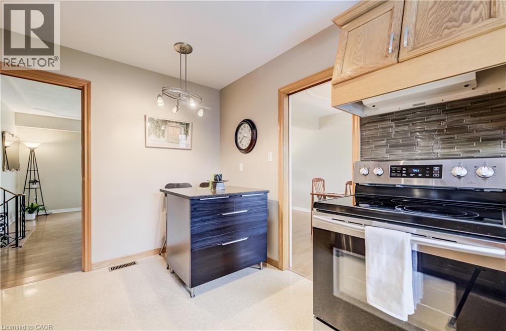 46 Peachwood Court, Kitchener, Ontario  N2B 1S6 - Photo 18 - 40819570