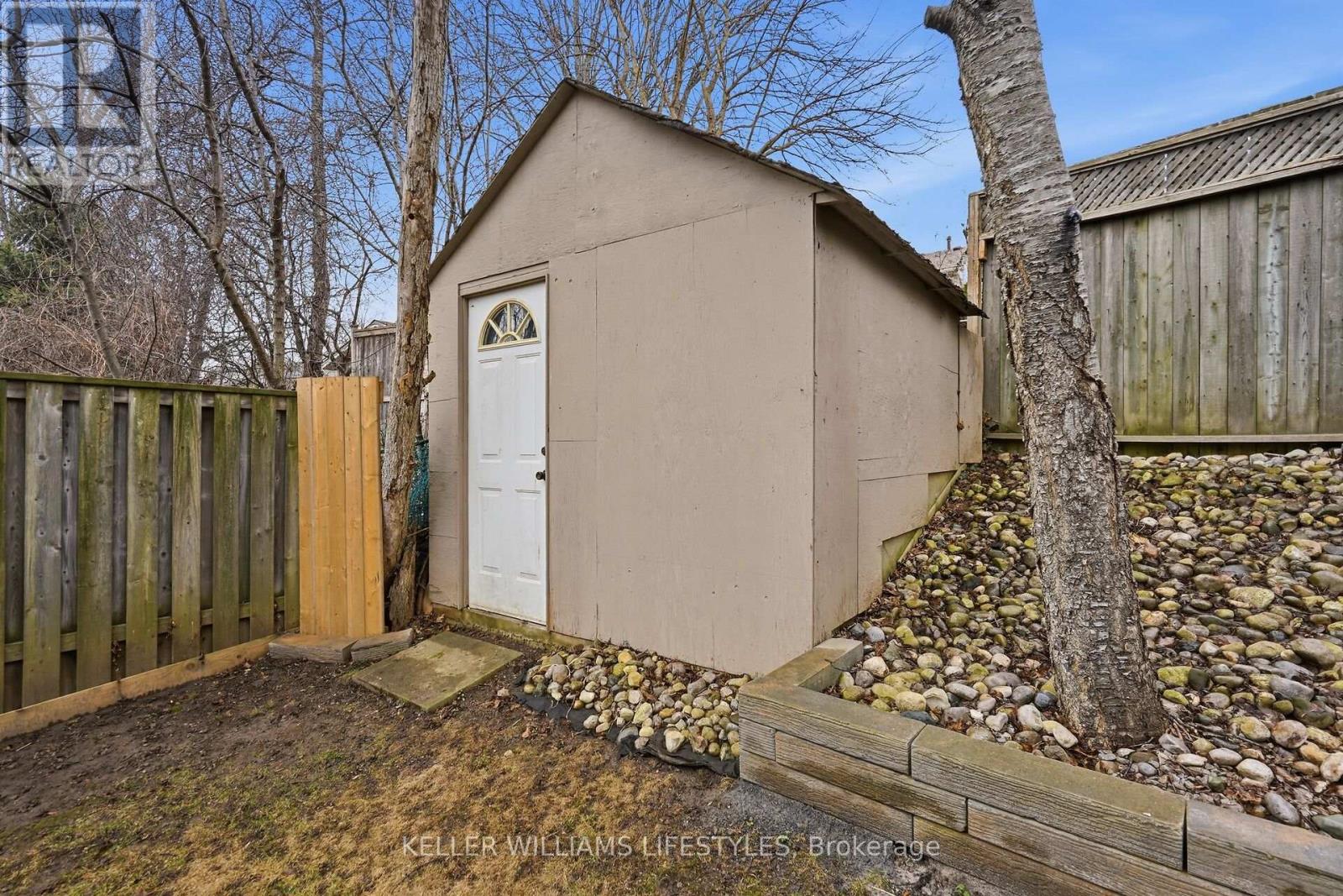 22 Tanoak Drive, London North, Ontario  N6G 4Z9 - Photo 35 - X13061366