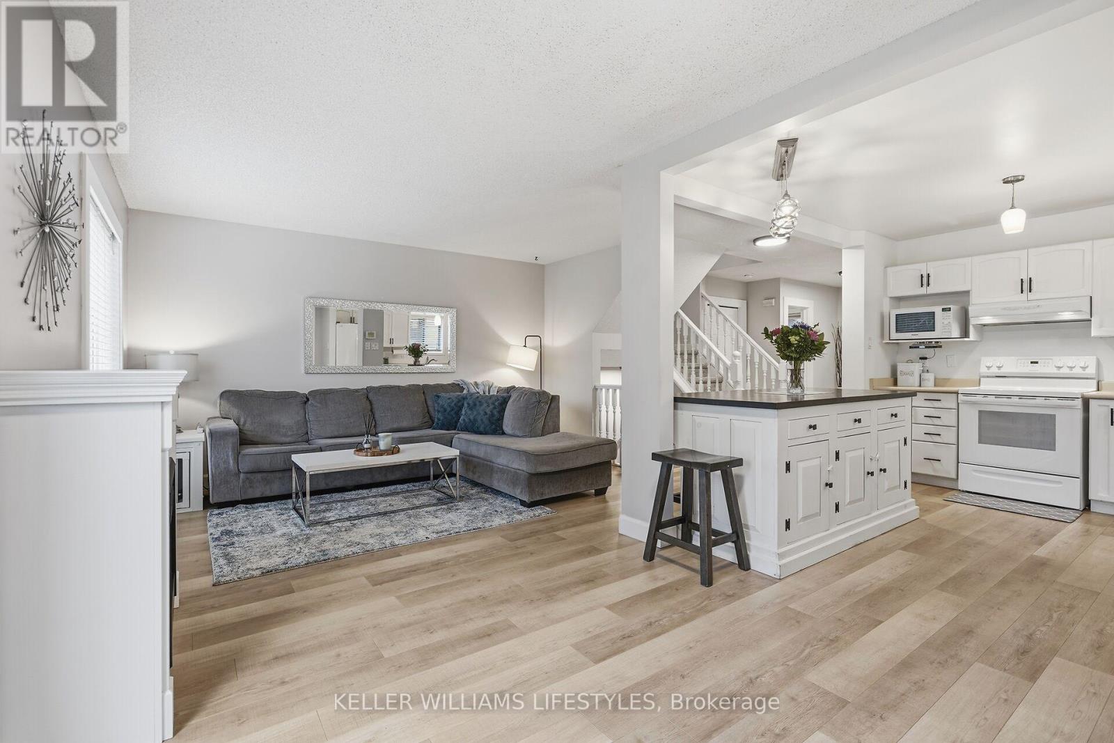 22 Tanoak Drive, London North, Ontario  N6G 4Z9 - Photo 8 - X13061366