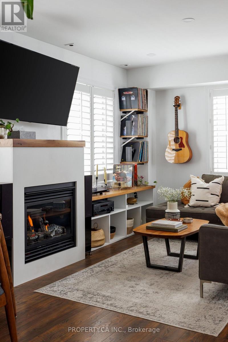 819 - 12 Sudbury Street, Toronto, Ontario  M6J 3W7 - Photo 2 - C13061382