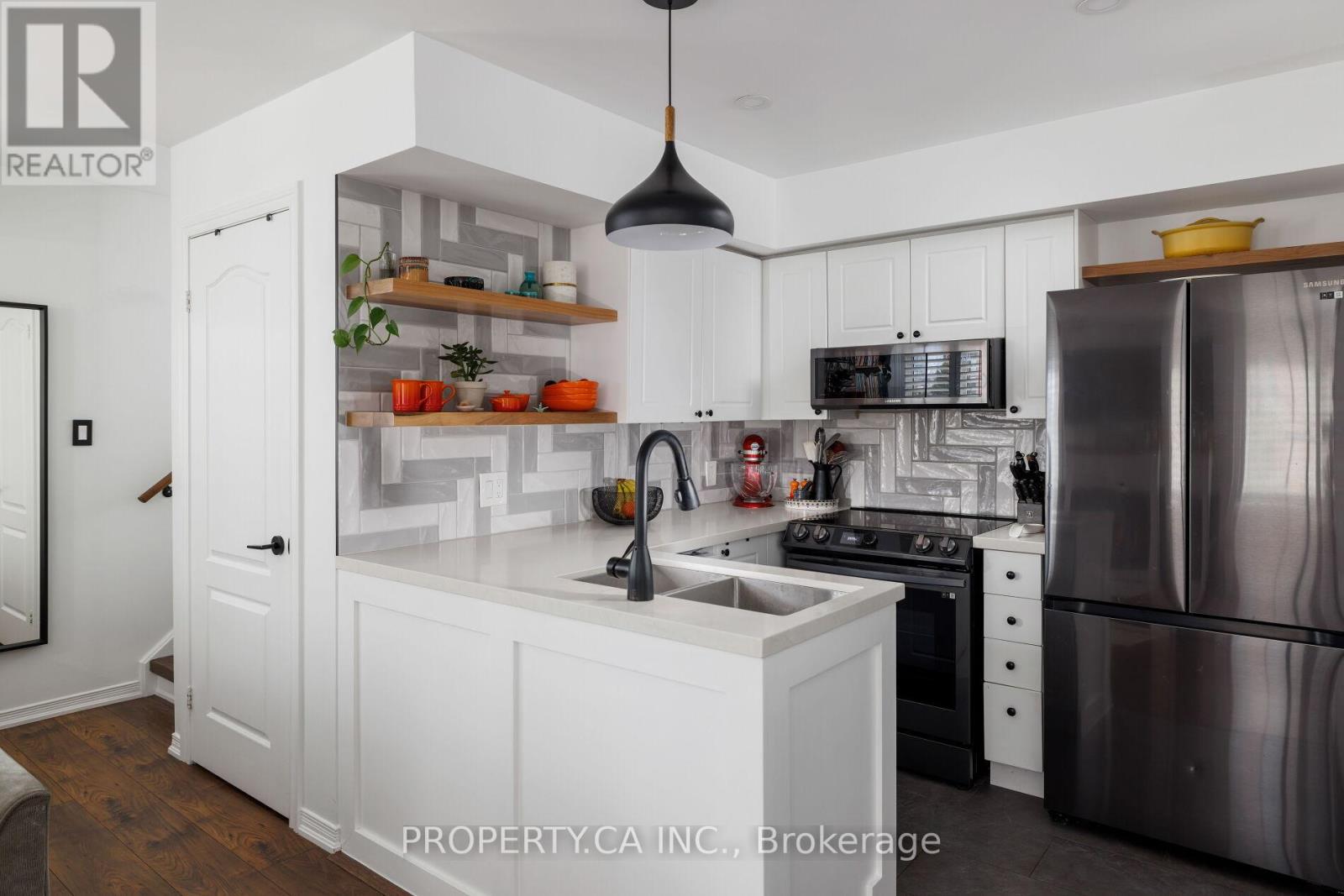 819 - 12 Sudbury Street, Toronto, Ontario  M6J 3W7 - Photo 5 - C13061382