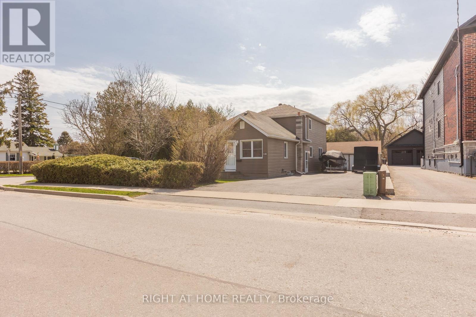 18 Duke Street, Clarington, Ontario  L1C 2T8 - Photo 25 - E13061372