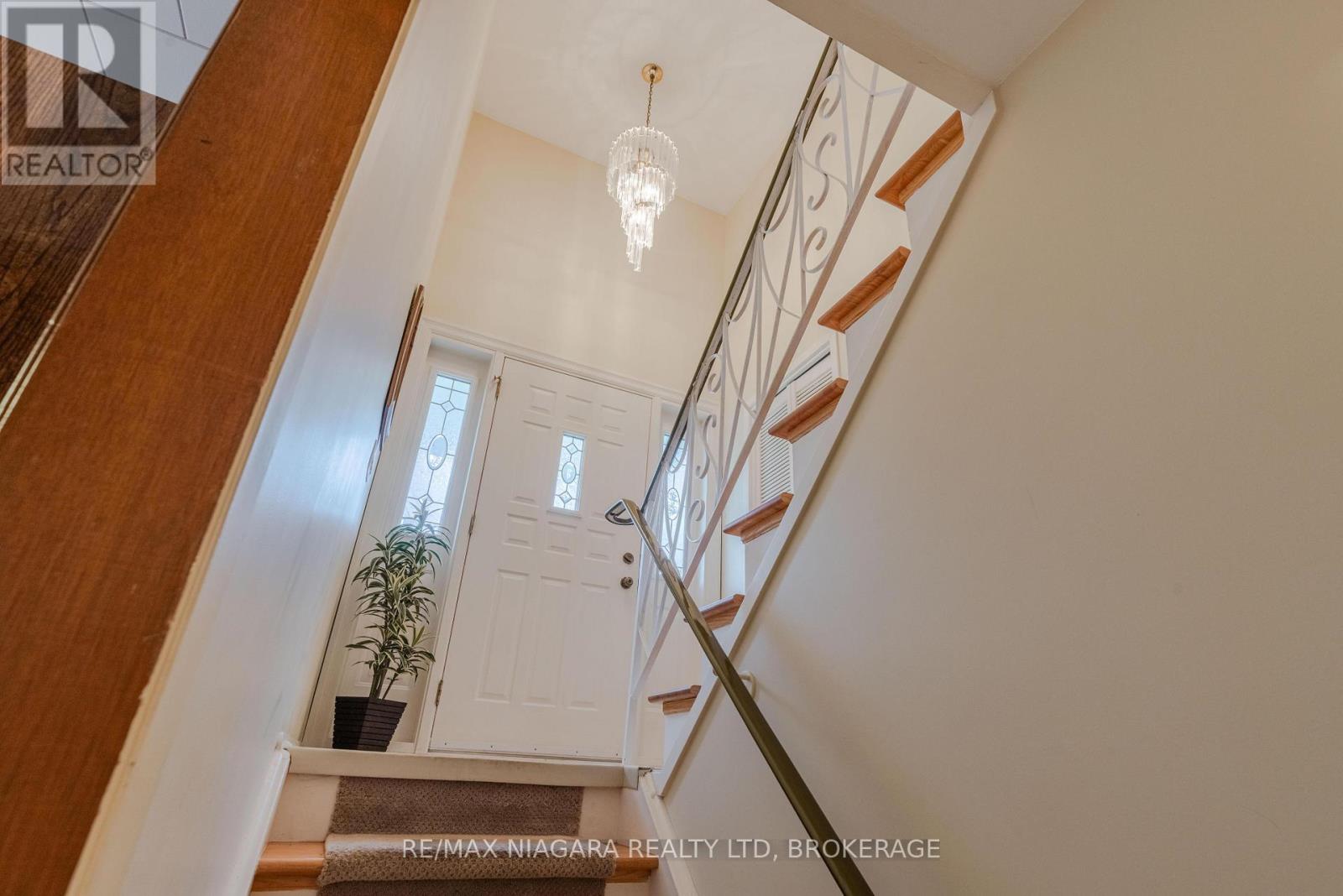 28 Viking Drive, St. Catharines, Ontario  L2M 2V3 - Photo 20 - X13061434