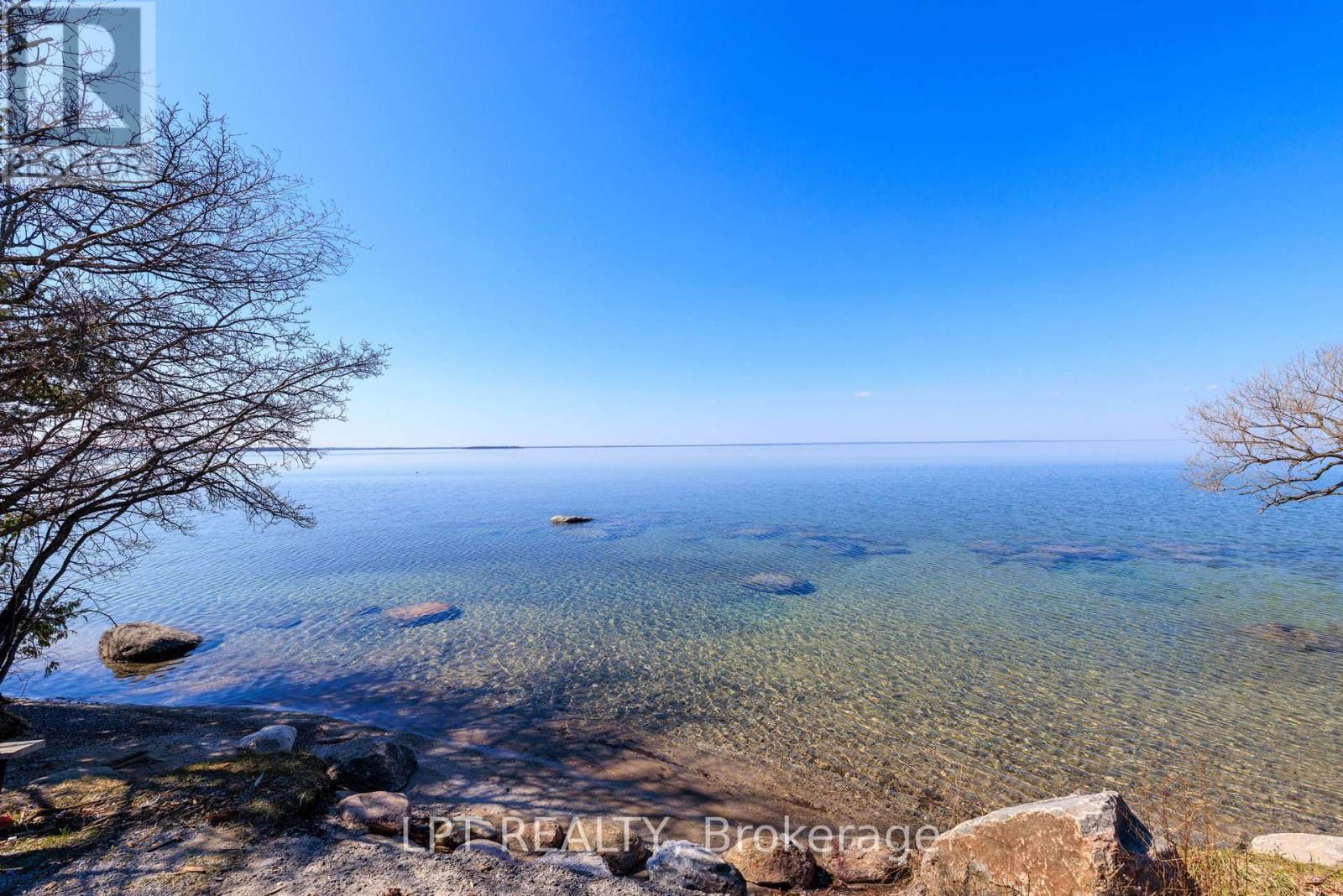 417 Lake Drive E, Georgina, Ontario  L0E 1S0 - Photo 2 - N13061360