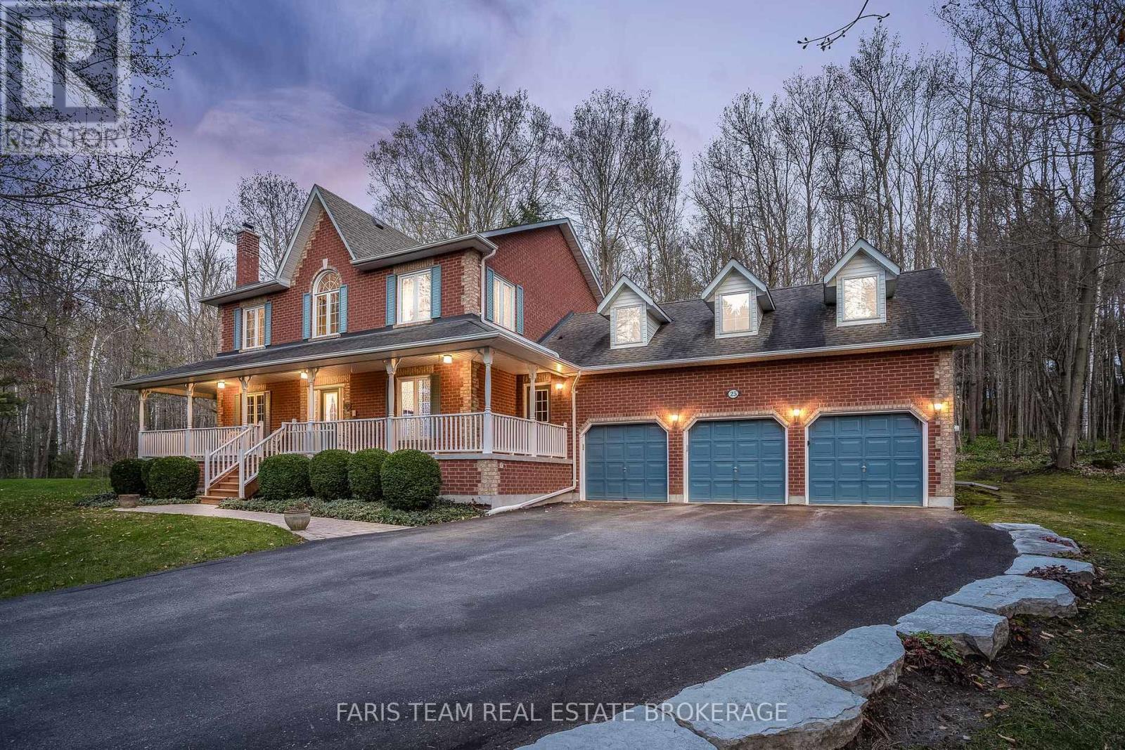 25 Averill Court, Bradford West Gwillimbury, Ontario  L0G 1A0 - Photo 1 - N13061444