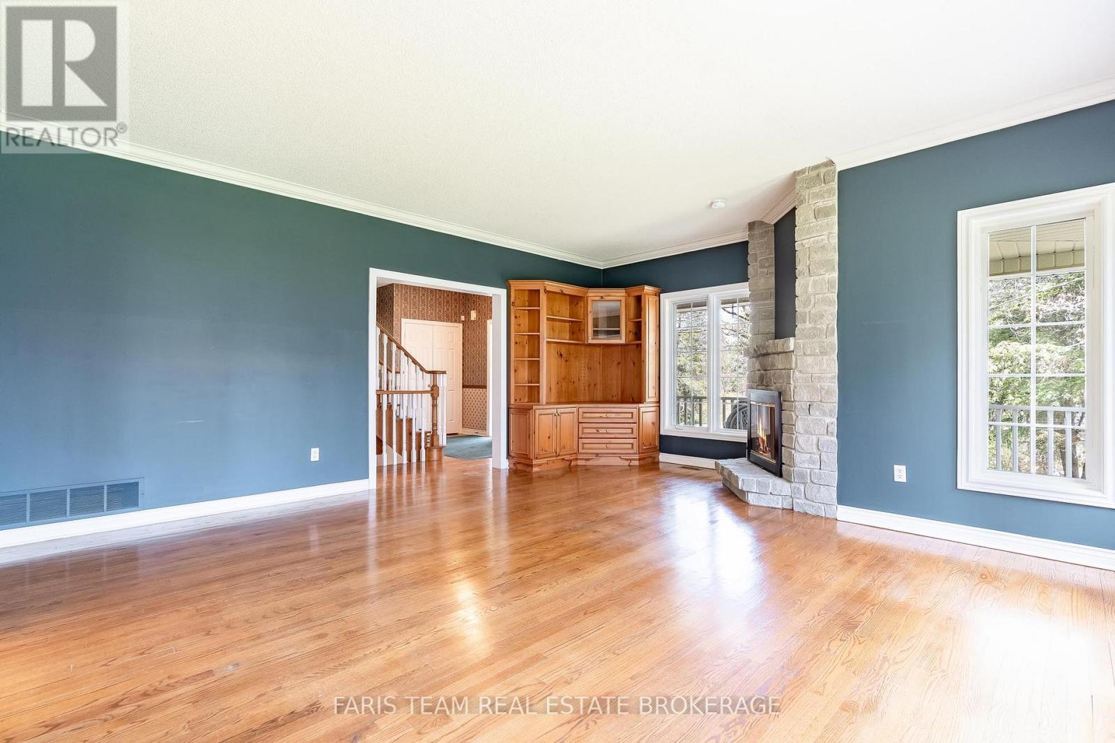 25 Averill Court, Bradford West Gwillimbury, Ontario  L0G 1A0 - Photo 19 - N13061444