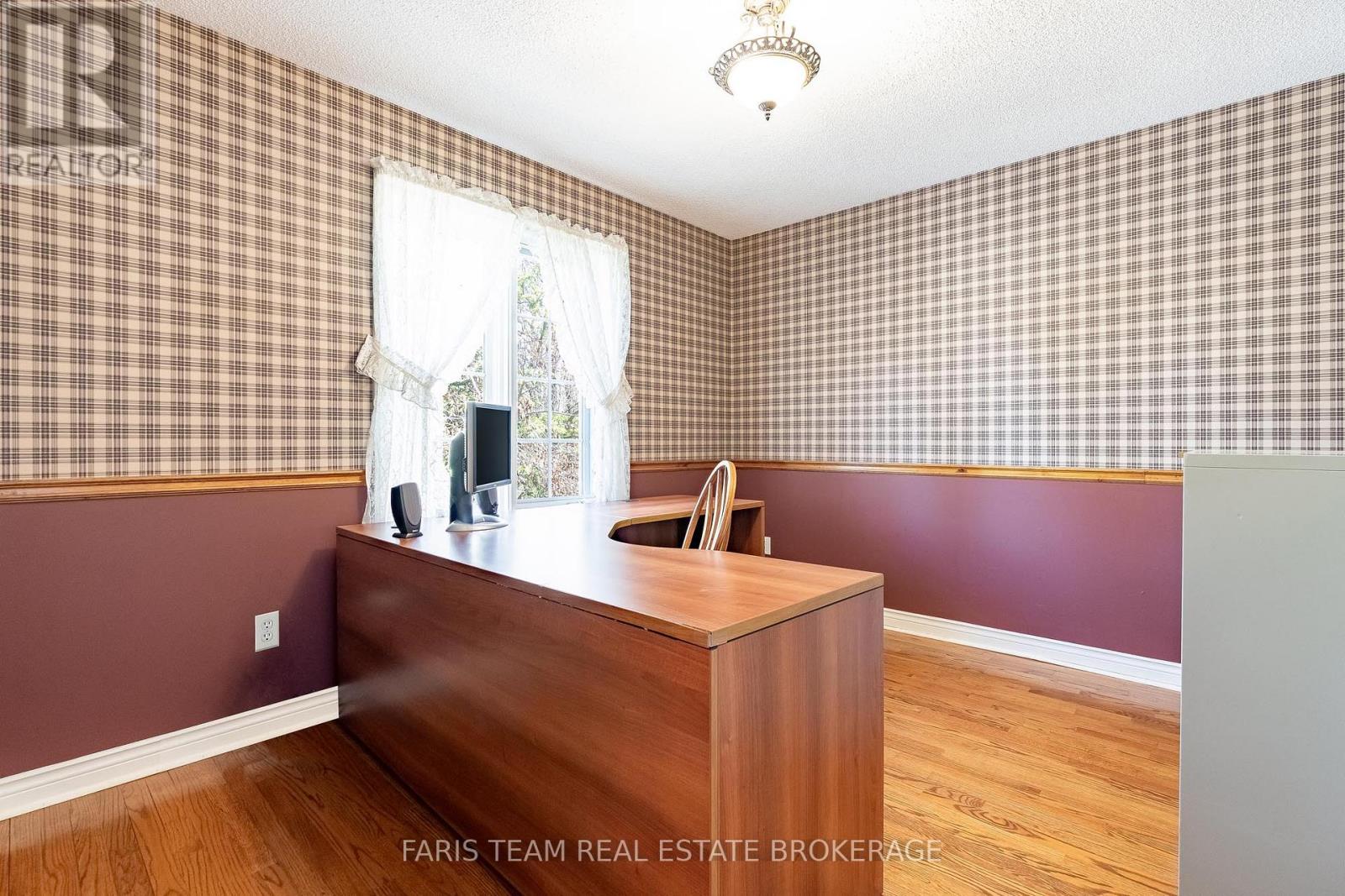 25 Averill Court, Bradford West Gwillimbury, Ontario  L0G 1A0 - Photo 32 - N13061444