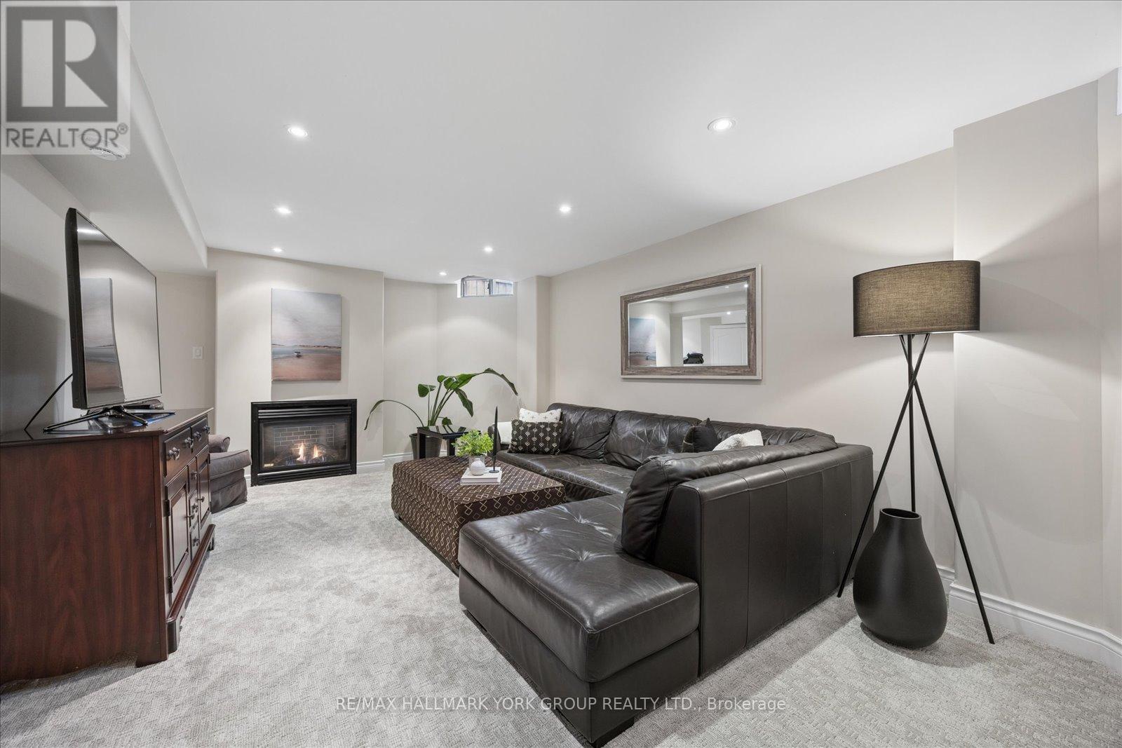 123 Brookeview Drive, Aurora, Ontario  L4G 6R5 - Photo 35 - N13061462