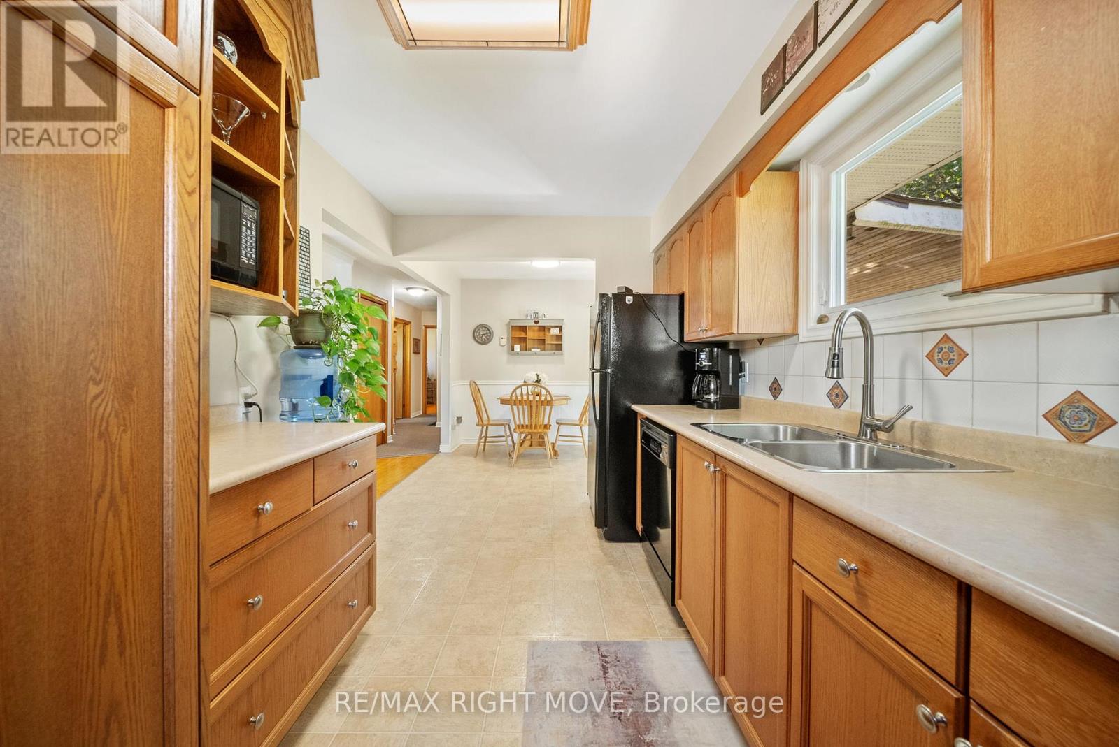 68 Quinn Avenue, Orillia, Ontario  L3V 3H5 - Photo 14 - S13061396