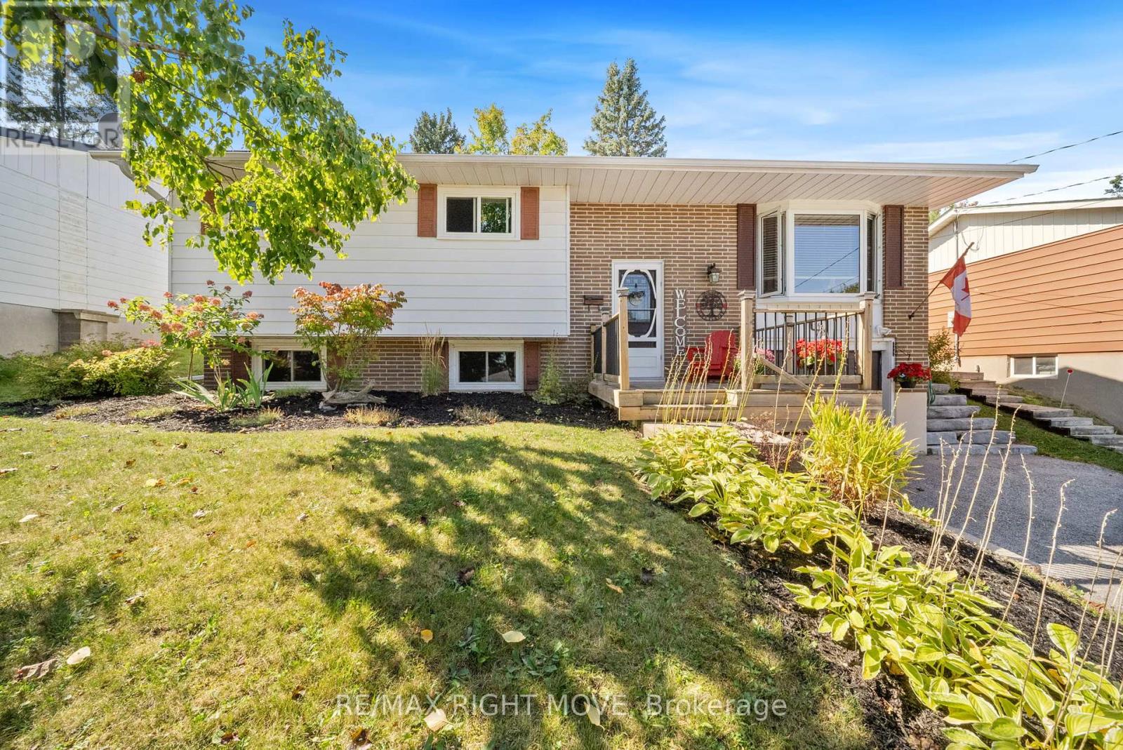 68 Quinn Avenue, Orillia, Ontario  L3V 3H5 - Photo 2 - S13061396