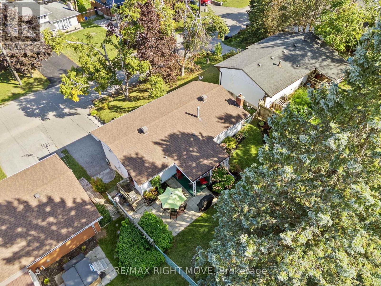 68 Quinn Avenue, Orillia, Ontario  L3V 3H5 - Photo 36 - S13061396