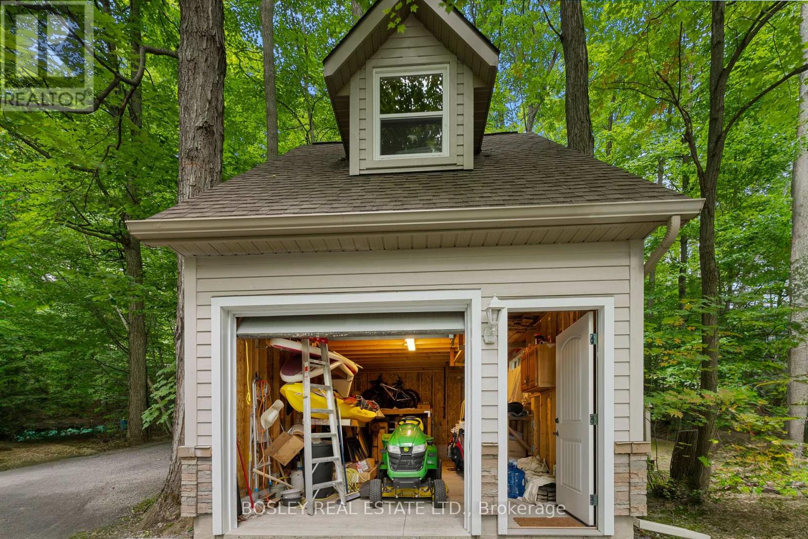 Cottage - 150 Farlain Lake Road E, Tiny, Ontario  L9M 0B5 - Photo 14 - S13061422