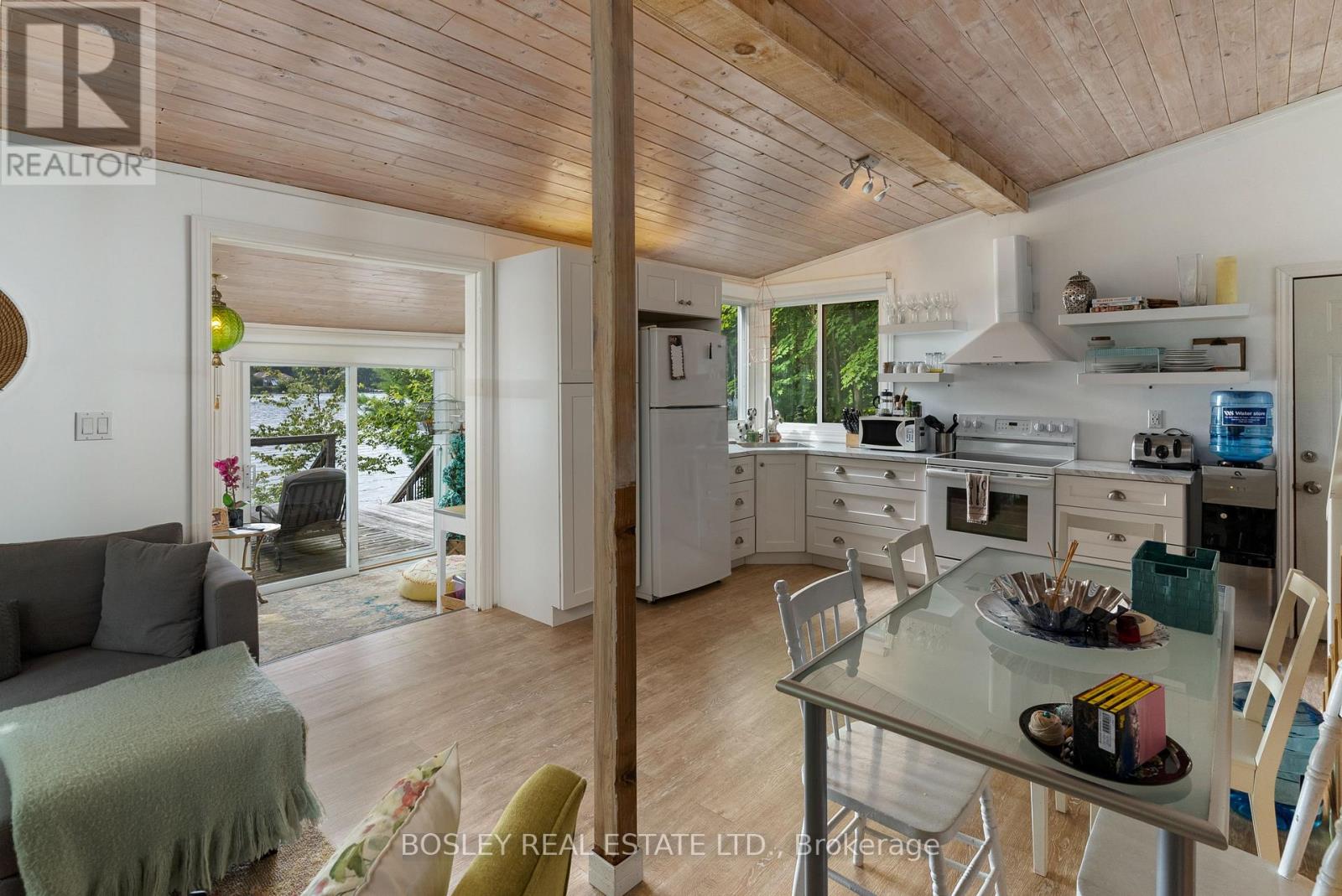 Cottage - 150 Farlain Lake Road E, Tiny, Ontario  L9M 0B5 - Photo 7 - S13061422