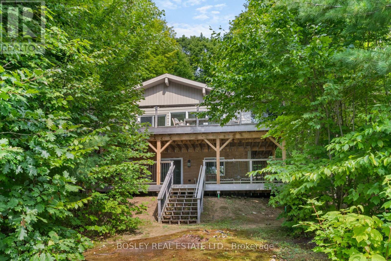 COTTAGE - 152 FARLAIN LAKE ROAD E, Tiny, Ontario